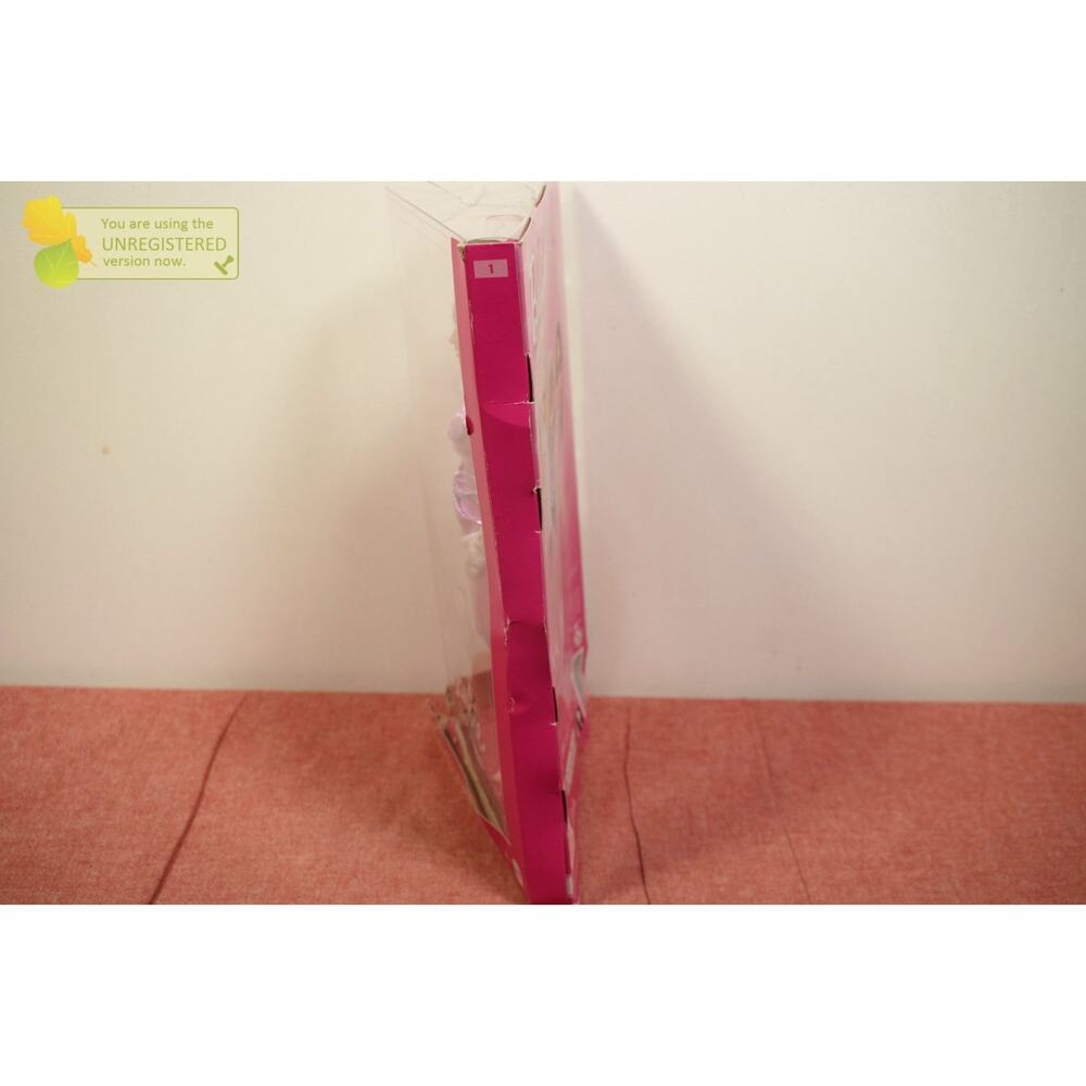 Barbie Deluxe Style 11" Doll #1 in Glossy Pink - Picture 4 of 6